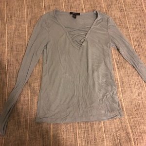 Long sleeve v-neck